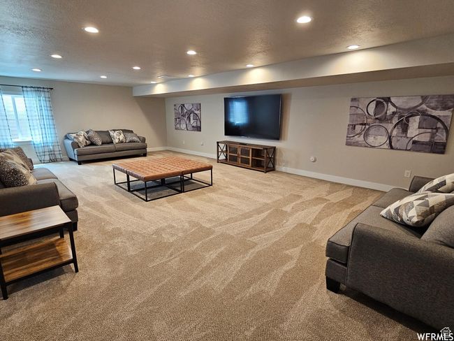 Clubhouse | Image 24