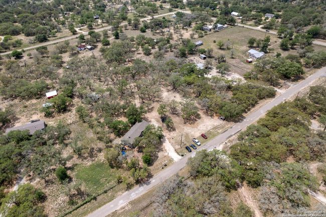 157 County Road 6816, House other with 4 bedrooms, 2 bathrooms and null parking in Natalia TX | Image 6
