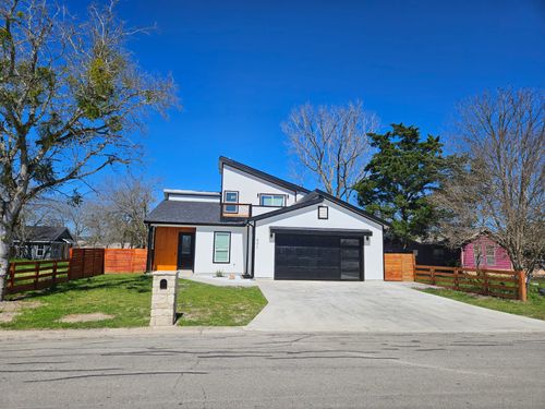 601 Ruddy St, Lockhart, TX, 78644-1923 | Card Image