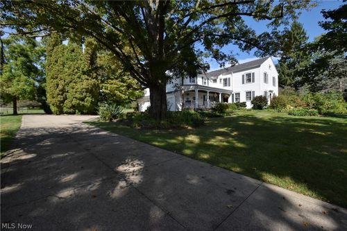 13354 Aquilla Rd, Chardon, OH, 44024-7944 | Card Image