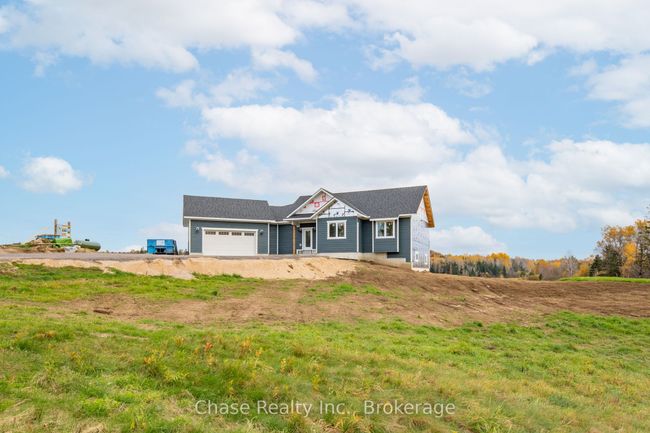 141 3 Mile Lake Rd, House other with 3 bedrooms, 2 bathrooms and 10 parking in Katrine ON | Image 37