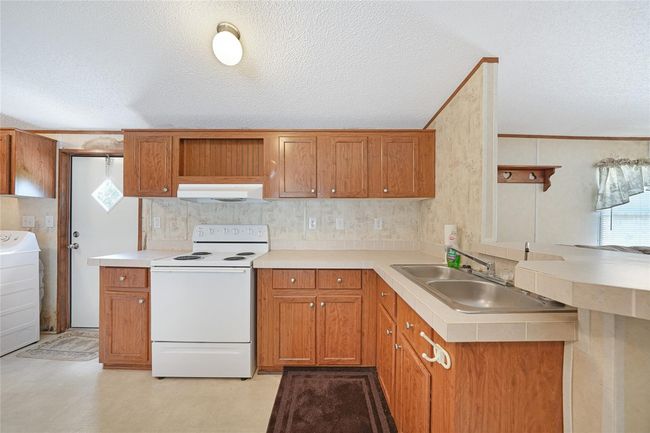 11942 Sw Newman Ter, House other with 2 bedrooms, 2 bathrooms and null parking in ARCADIA FL | Image 6