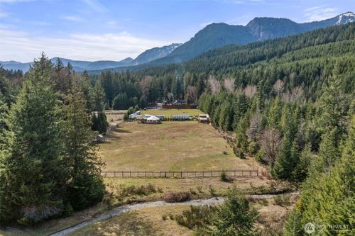 216 Eagle Peak Drive, Packwood, WA, 98361 | Card Image
