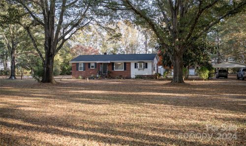 5775 Hightower Road, Fort Lawn, SC, 29714 | Card Image