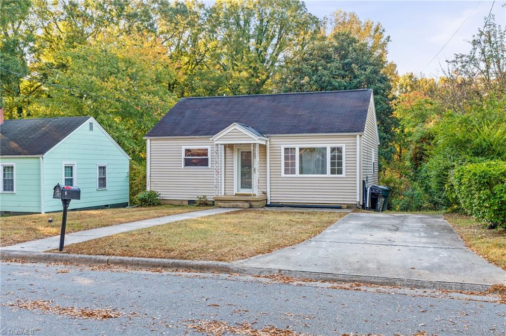 1502 Julian Street, For Sale in Greensboro Zoocasa