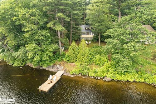 2-1035 Hurling Point Road, Bala, ON, P0C1A0 | Card Image