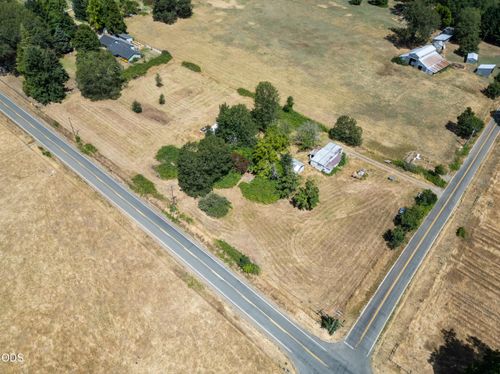 2670 Kincaid Road, Williams, OR, 97544 | Card Image