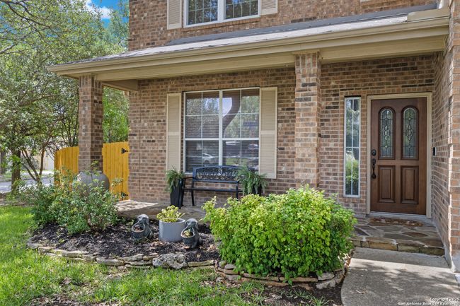 8902 Burnt Path, House other with 3 bedrooms, 3 bathrooms and null parking in Helotes TX | Image 4