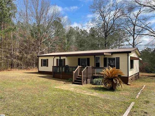 75 Edgewater Dr, Waterloo, SC, 29384-4838 | Card Image