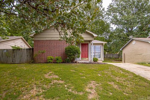 3711 Stonehedge Dr, Little Rock, AR, 72204-6745 | Card Image
