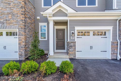 18 Chapel Ln, Neptune, NJ, 07753-7028 | Card Image