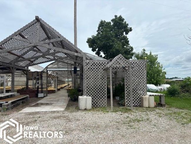 20170 Highway 2, Home with 5 bedrooms, 4 bathrooms and null parking in Bloomfield IA | Image 36
