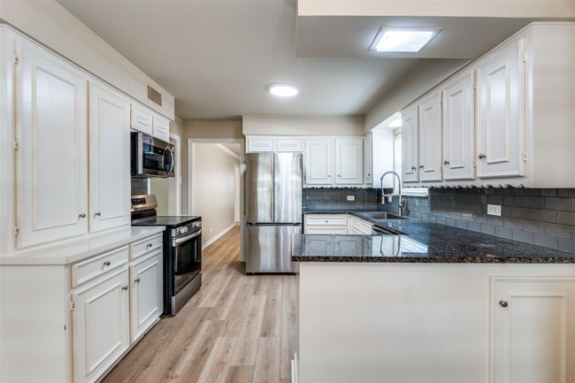 5921 Preston Rd, Home with 3 bedrooms, 3 bathrooms and null parking in Dallas TX | Image 16