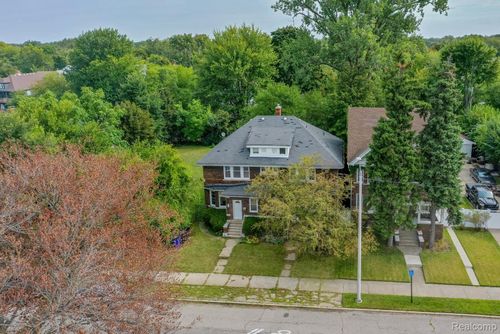 912 E Grand Blvd, Detroit, MI, 48207-1965 | Card Image