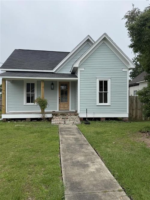 1014 Iris St, Lake Charles, LA, 70601-5438 | Card Image