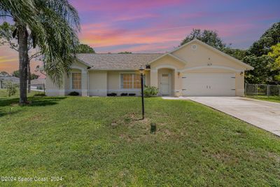 211 Deauville Avenue Se, House other with 4 bedrooms, 2 bathrooms and null parking in Palm Bay FL | Image 1