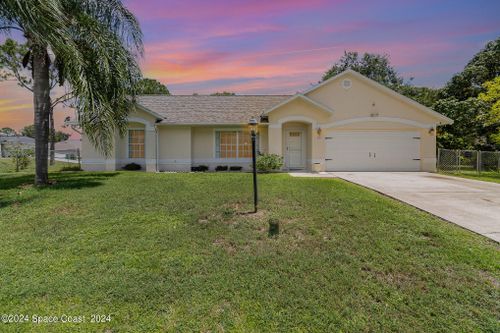 211 Deauville Avenue Se, Palm Bay, FL, 32909 | Card Image