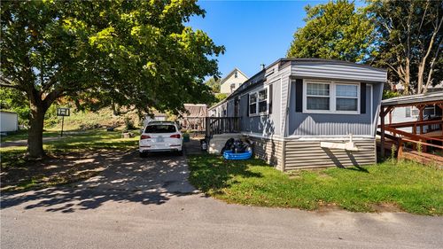 31 Alfa Dr, Pawtucket, RI, 02860-5430 | Card Image