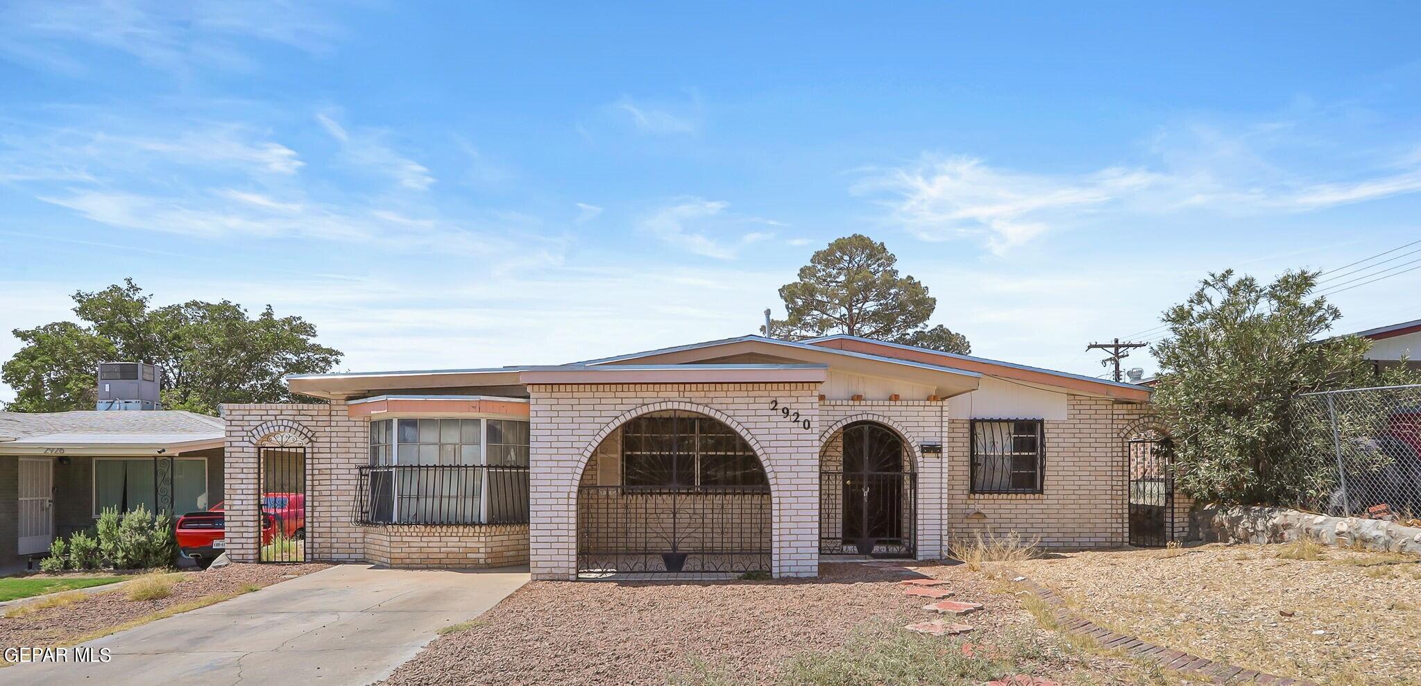 Monroe Ave, El Paso, TX 79930