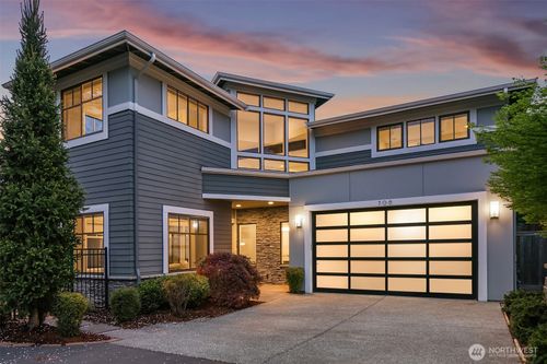 706 4th Ln S, Kirkland, WA, 98033-6934 | Card Image