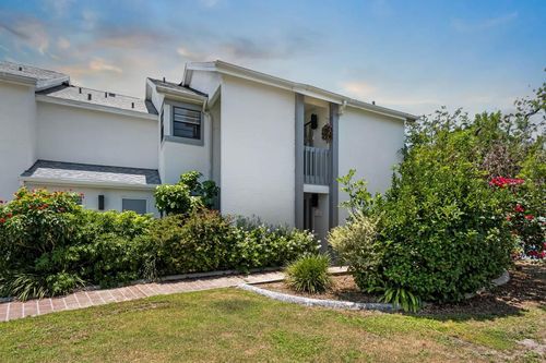 unit-b-609 Lively Dr, SUN CITY CENTER, FL, 33573-5812 | Card Image
