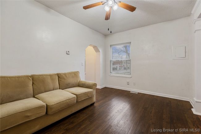 127 New Albany St, Home with 3 bedrooms, 2 bathrooms and null parking in Sellersburg IN | Image 21