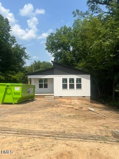 252 E Front St, Clayton, NC, 27520-1914 | Card Image