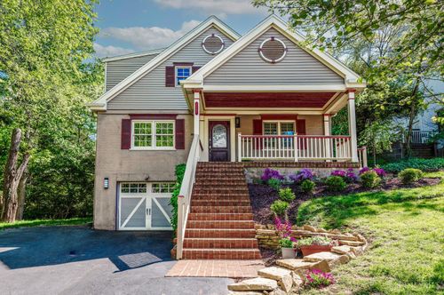 3507 Aultwoods Ln, Cincinnati, OH, 45208-2522 | Card Image