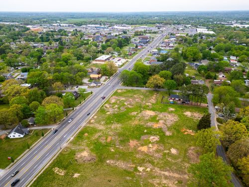 2504 Memorial Blvd, Springfield, TN, 37172-3923 | Card Image