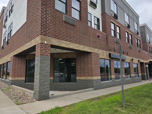 114 Spring St, River Falls, WI, 54022-2467 | Card Image
