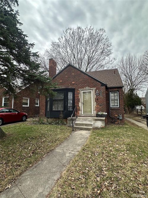 9091 Warwick St, Detroit, MI, 48228-1730 | Card Image