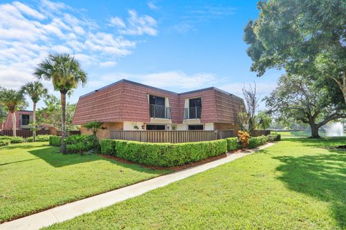 2940 Sw Sunset Trace Cir, Palm City, FL, 34990-2626 | Card Image