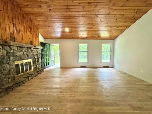 173 Valley Ct, House other with 3 bedrooms, 2 bathrooms and null parking in Athens NY | Image 5