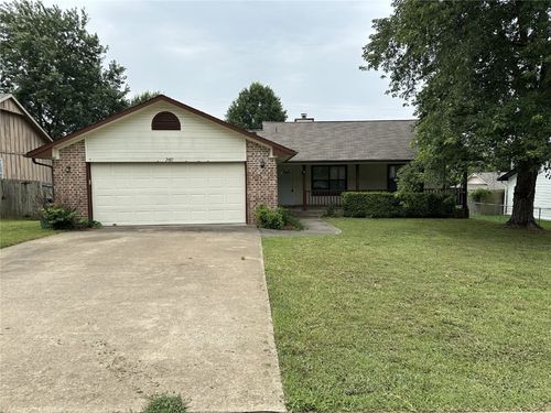 2485 W Jane Circle Dr, Fayetteville, AR, 72704-5338 | Card Image