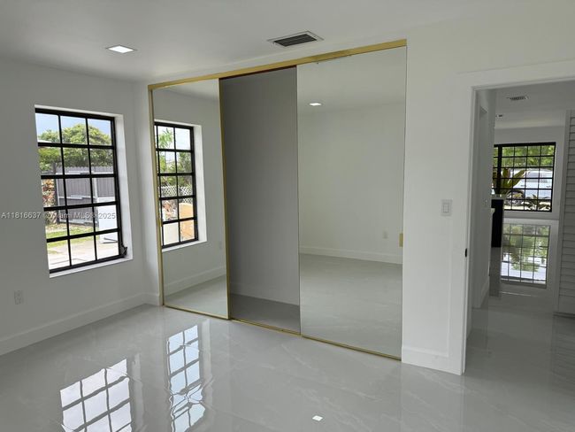 4314 Sw 97 Th Ct, House other with 5 bedrooms, 2 bathrooms and null parking in Miami FL | Image 27