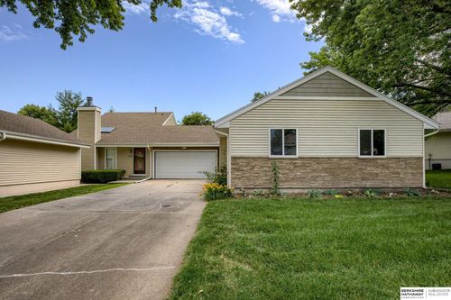 12075 Grant St, Omaha, NE, 68164-3452 | Card Image