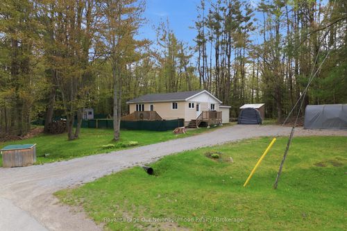14 Morrison St, Norland, ON, K0M2L0 | Card Image