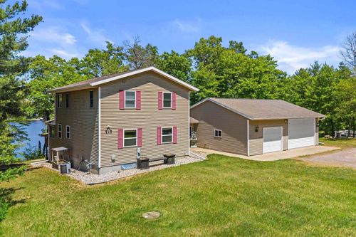 1108 W Queens Way, Nekoosa, WI, 54457-9280 | Card Image