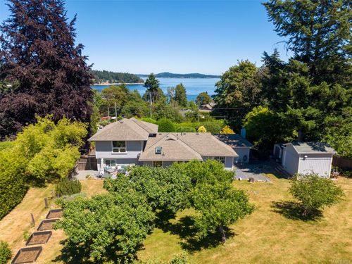 2618 Mill Bay Rd, Mill Bay, BC, V8H1C9 | Card Image
