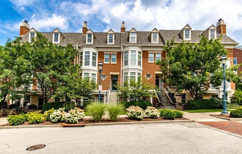 219 Stetson St, Cincinnati, OH, 45219 | Card Image