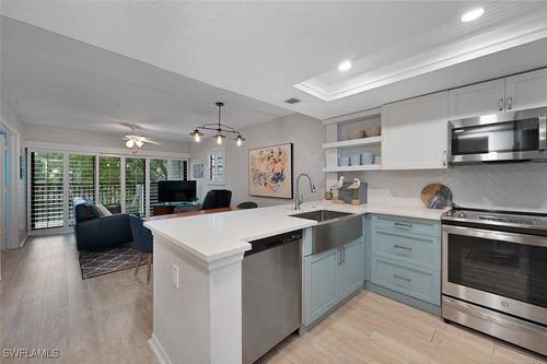 248-600 Neapolitan Way, NAPLES, FL, 34103-8568 | Card Image