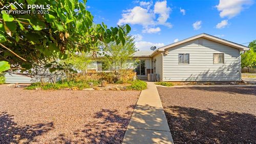2049 South St, Canon City, CO, 81212-8715 | Card Image