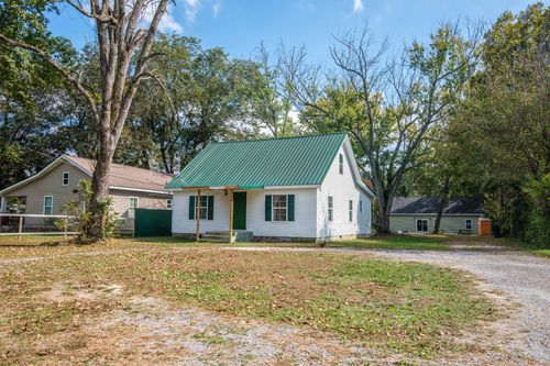 1004 E Lincoln St, Tullahoma, TN, 37388-2614 | Card Image