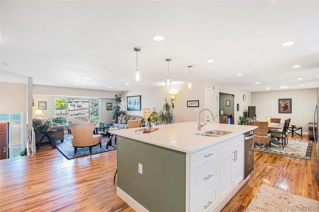 8192 E Oxford Dr, House other with 5 bedrooms, 3 bathrooms and 2 parking in Denver CO | Image 6