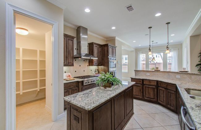 5719 Avon Landing Ln, House other with 5 bedrooms, 6 bathrooms and 3 parking in Sugar Land TX | Image 17