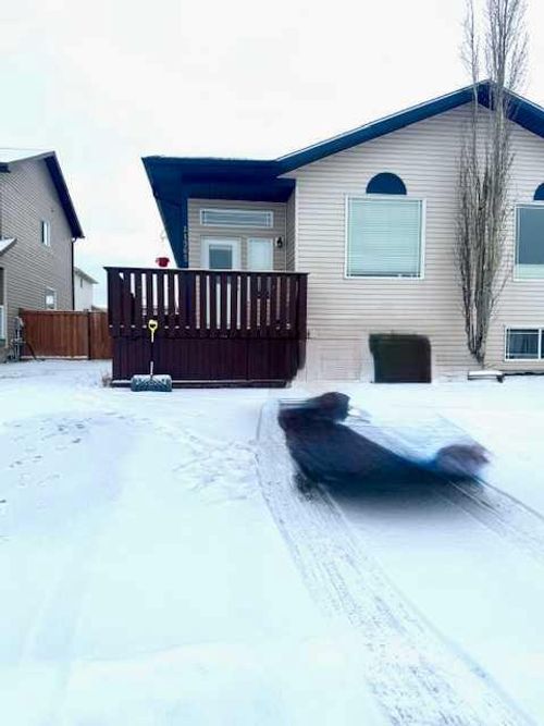 {{alt}} | Card Image