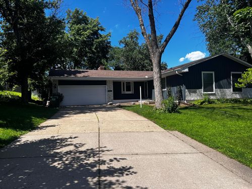 4608 W 99th St, Bloomington, MN, 55437-2327 | Card Image