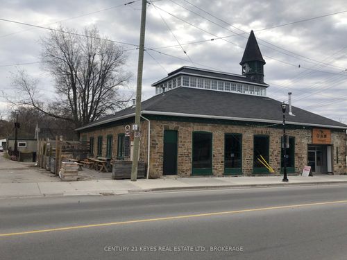 9 King St E, Gananoque, ON, K7G1E7 | Card Image