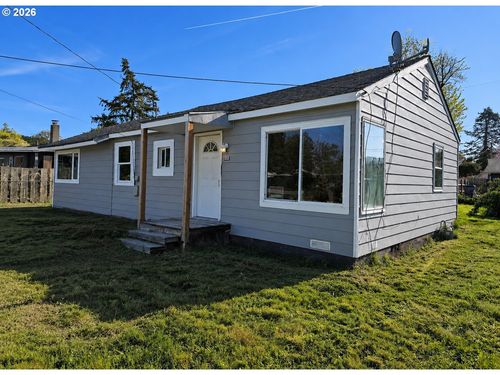 932 Sw Swift Ave, Mill City, OR, 97360-2319 | Card Image
