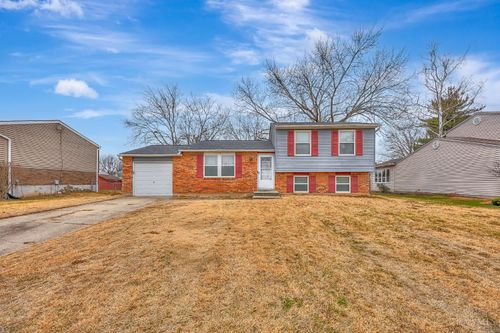 111 Burk Ln, Harrison, OH, 45030-2009 | Card Image